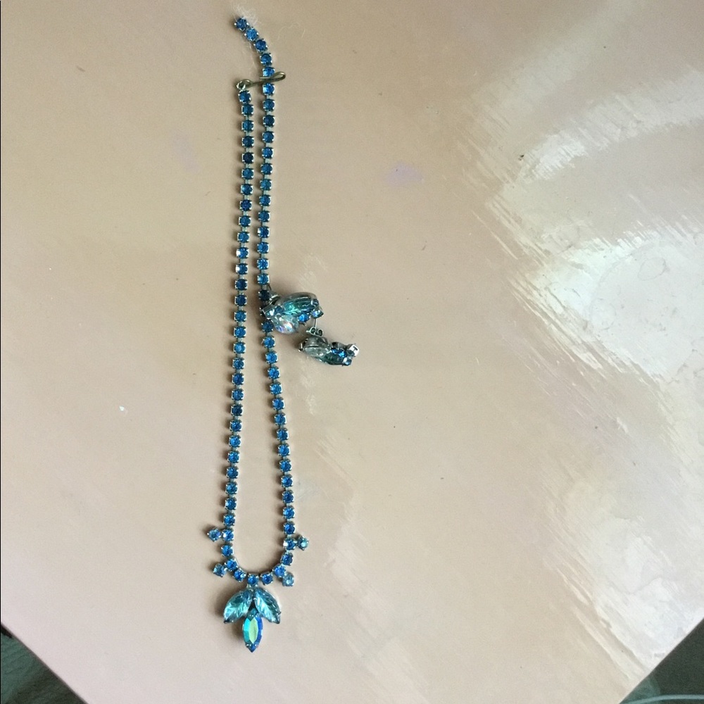 Vintage Costume Jewelry Necklace and Earring Set